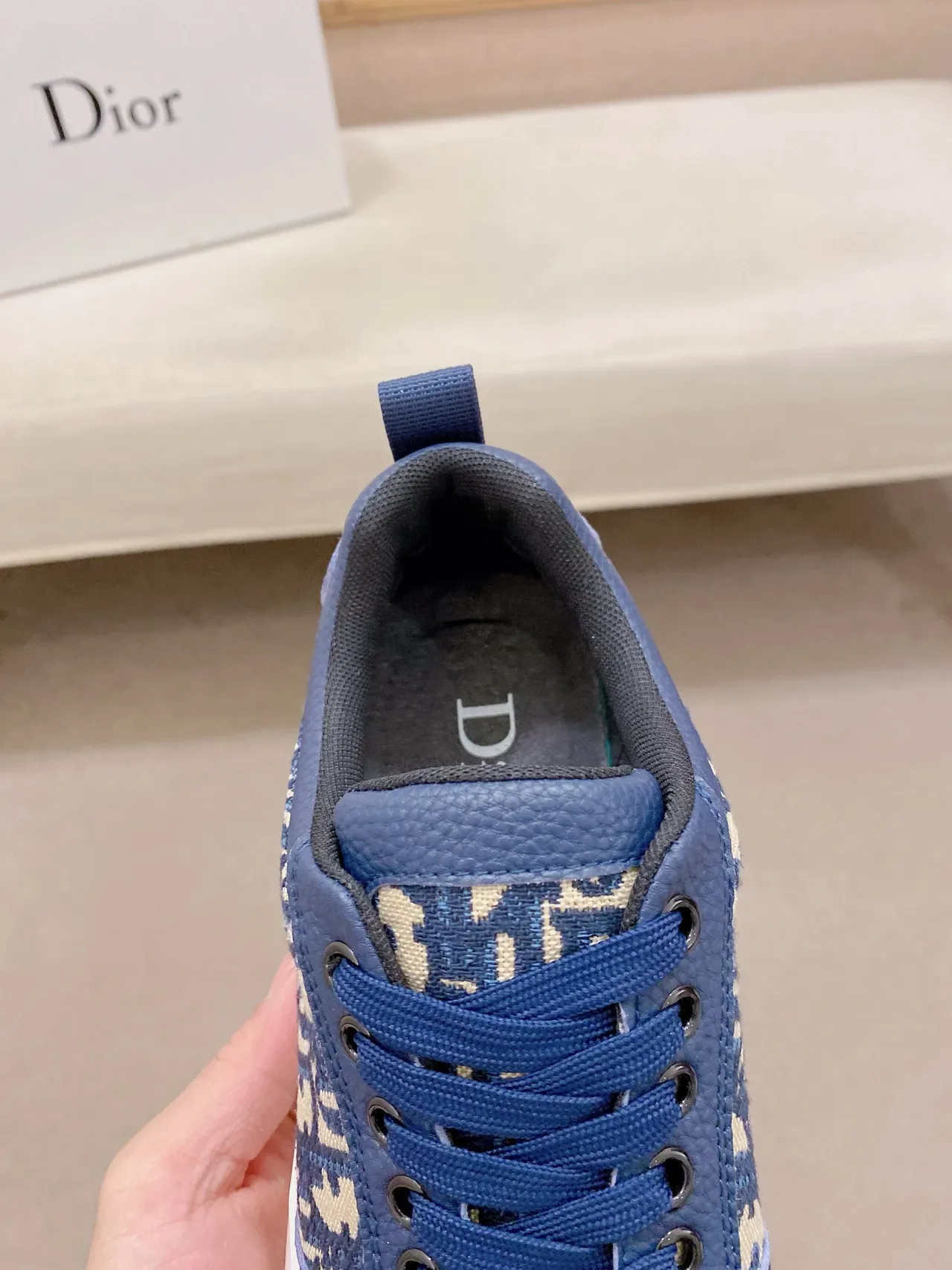 Dior B27 Monogram Navy et Beige Lifestyle Sneakers 4
