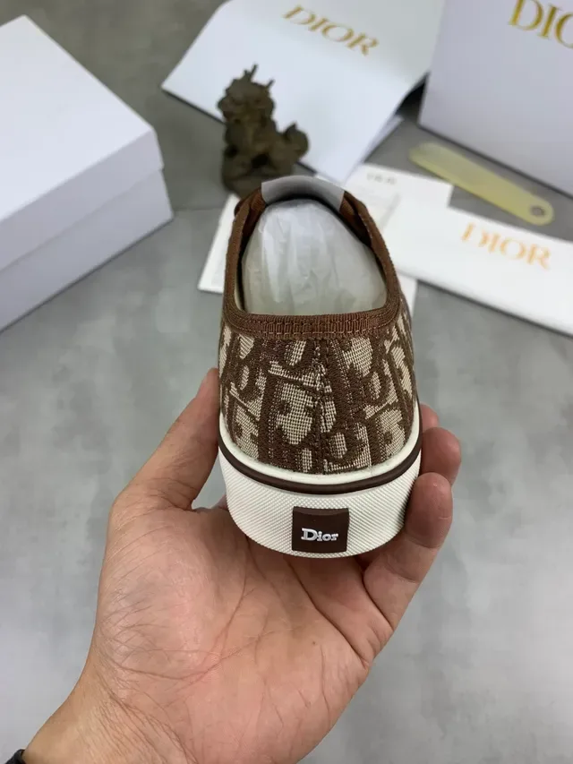Dior B27 Oblique Monogram Brown Beige 生活方式运动鞋 3