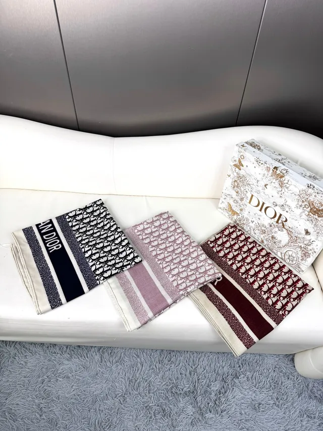 Dior Beige Black Geometric Pattern Herringbone Weave Scarve 5