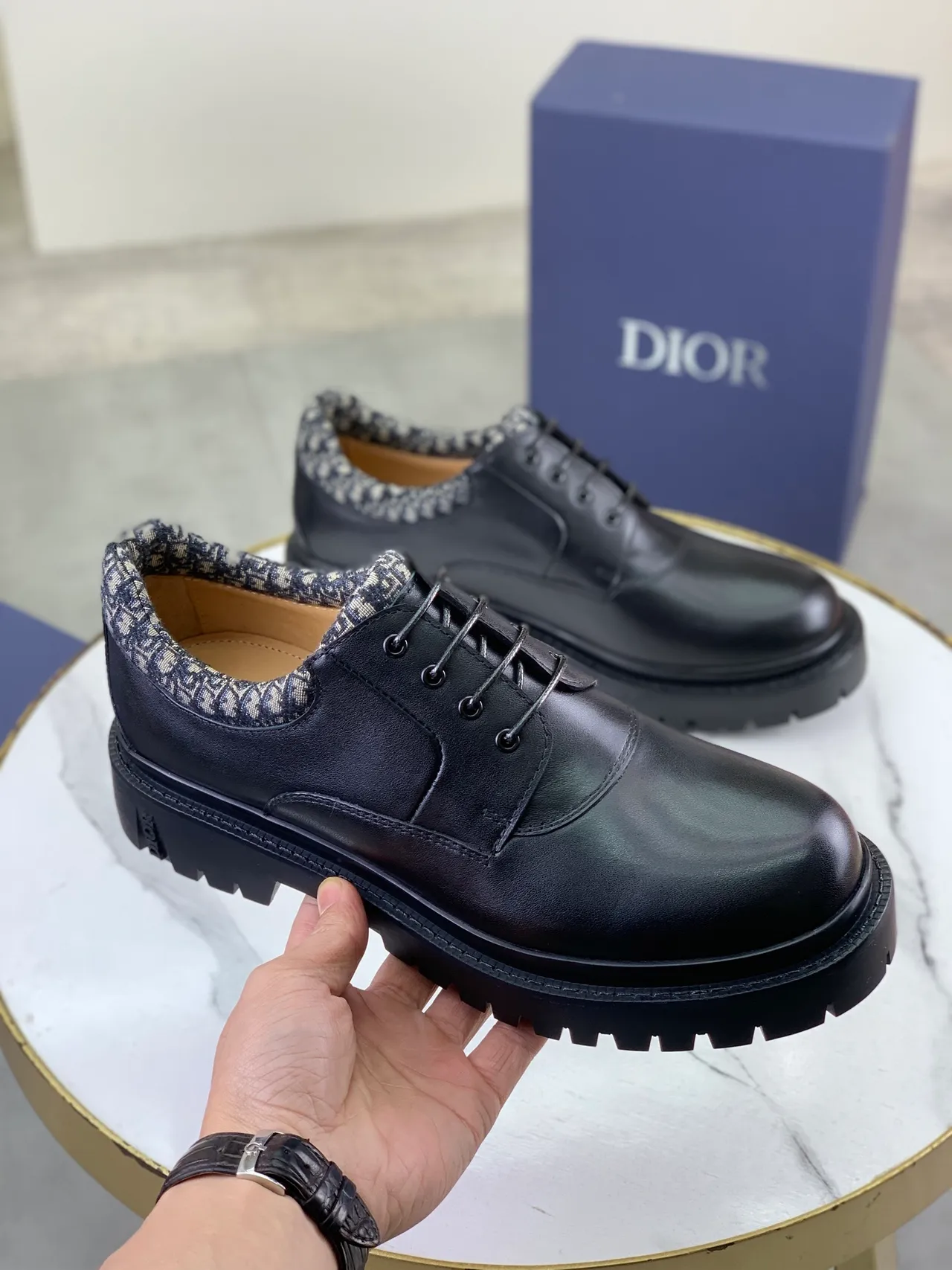 Dior Zapatos de cuero negro multicolor brillante monogramados forro de cuello 1