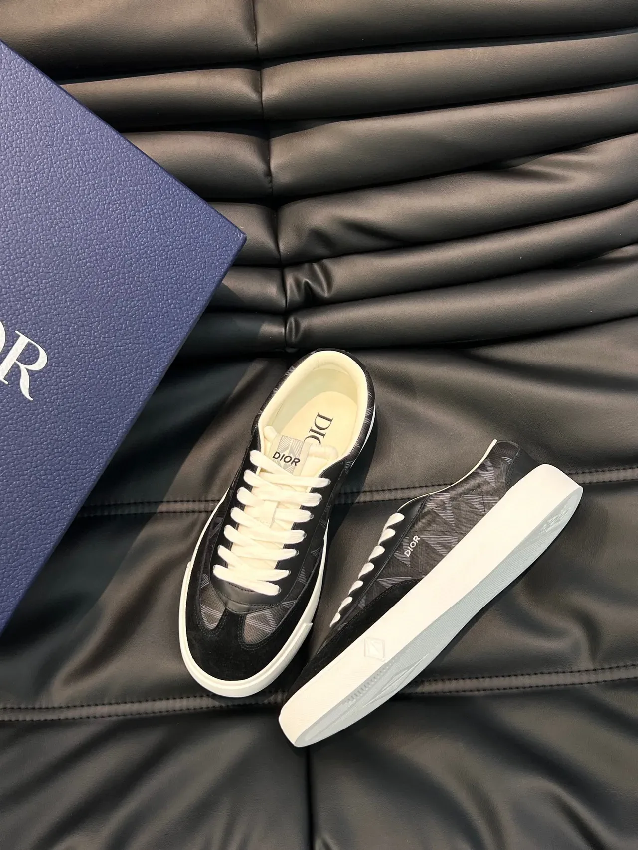 Dior Noir Blanc Basses Hybrides Suede-Mesh Lifestyle Sneakers 2
