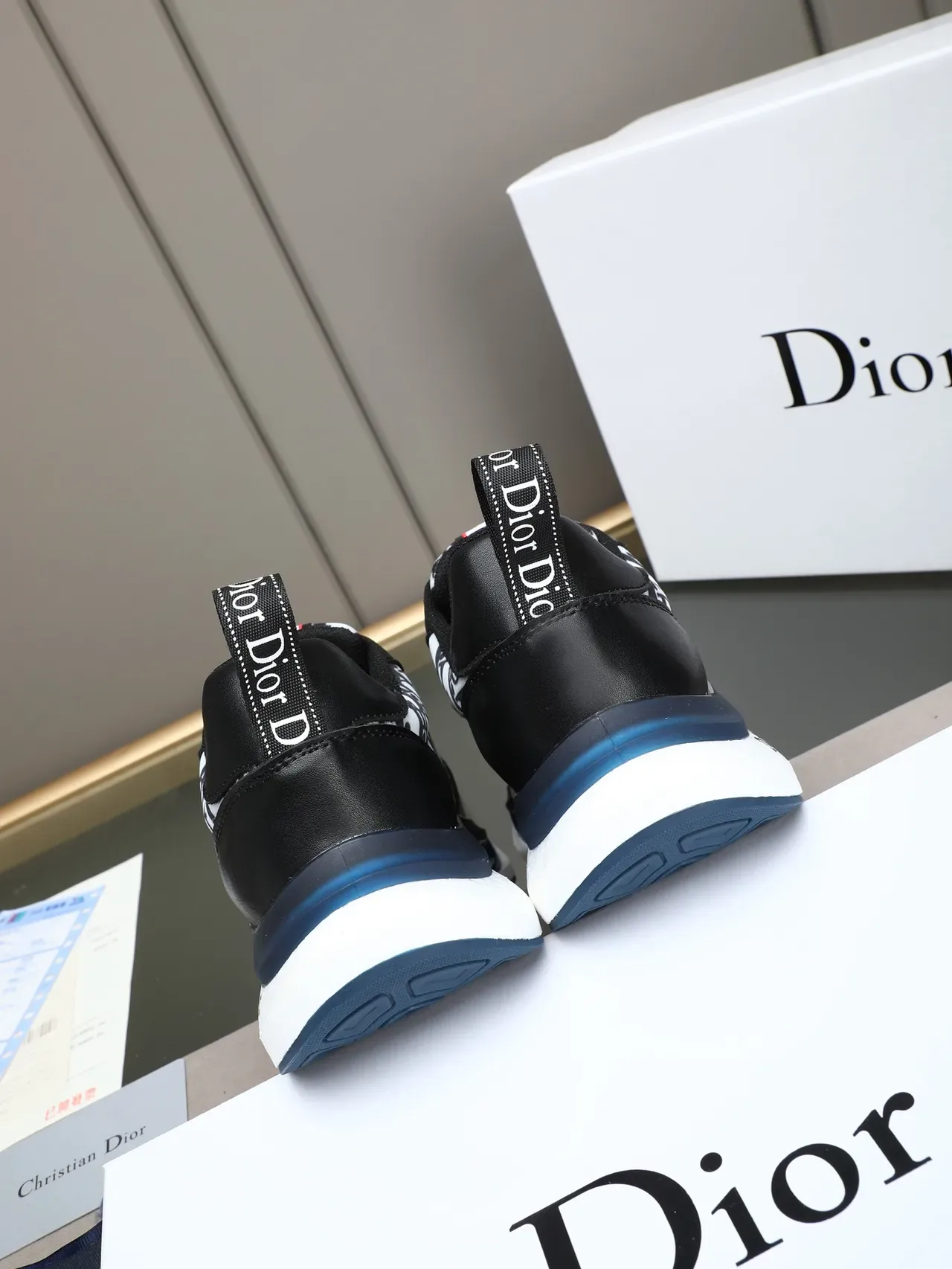 Dior Sneakers Lifestyle Noir Blanc Monogram Toile Cuir Superpositions 3