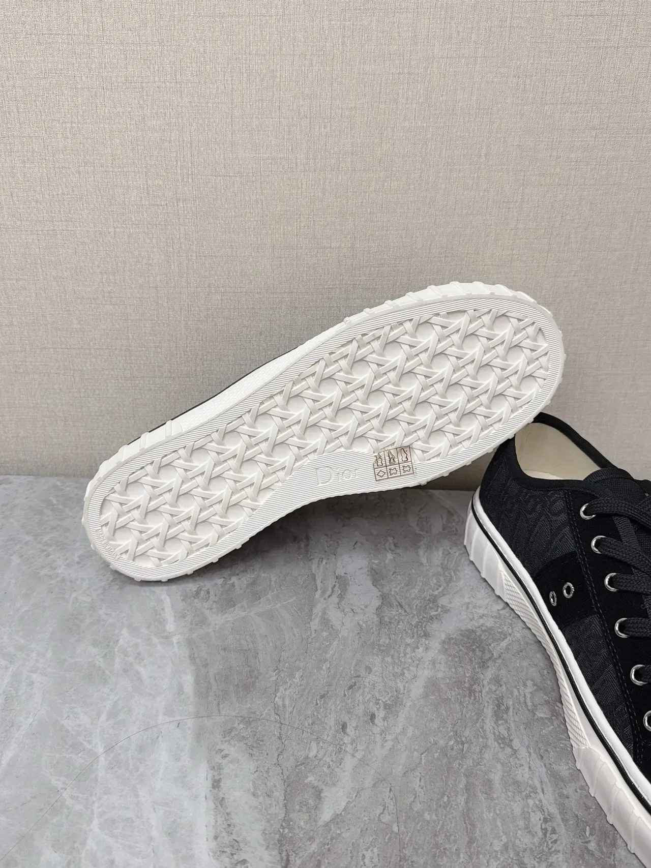 Dior Black White Monogrammed Fabric Upper Rubber Toe Cap Sneakers 2