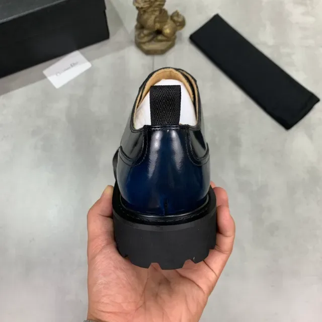 Dior Sapatos Oxford Couro Patentado Brilhante Dois Tons Azul Preto Bico 3