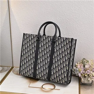 Dior Book Tote Monogram Sac Tote Beige et Noir 18