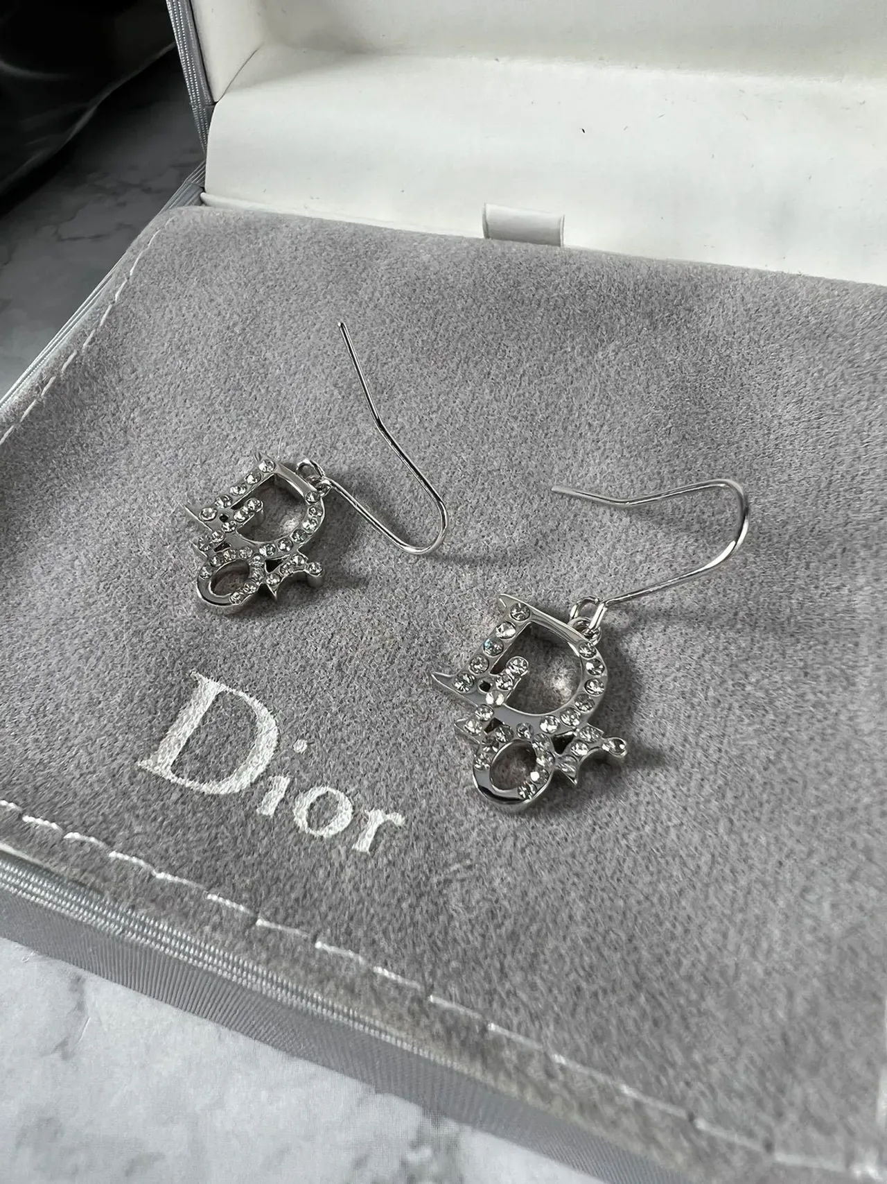 Dior Crystal-Embellished Dior Oblique Logo Drop Earrings 8