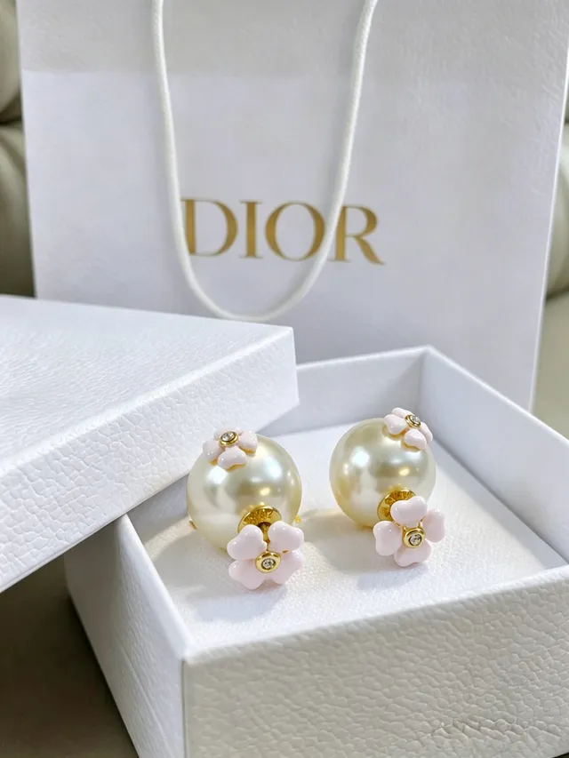 Dior Floral Pearl Sphere Earrings 5