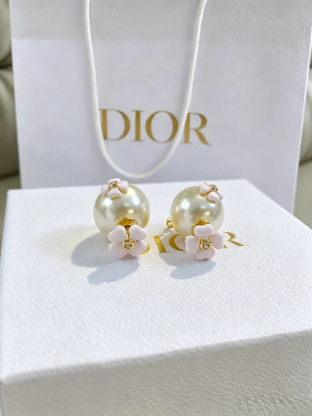 Dior Floral Pearl Sphere Earrings 7