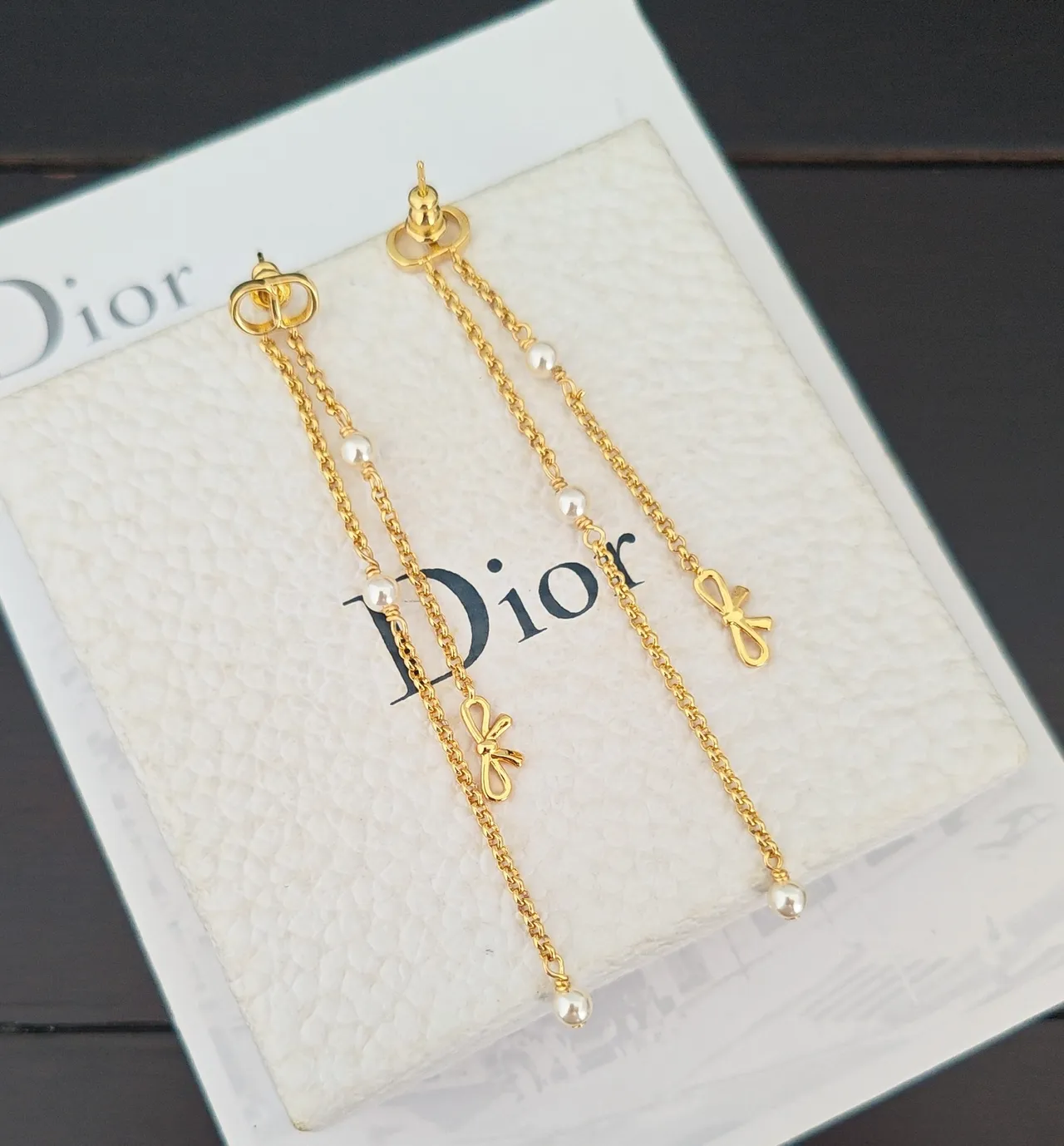 Dior Gold-Tone Chain and Pearl Bow Drop Earrings 2