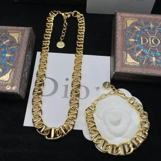 Dior Gold White Oversized Curb-Link Chain Metal Necklace