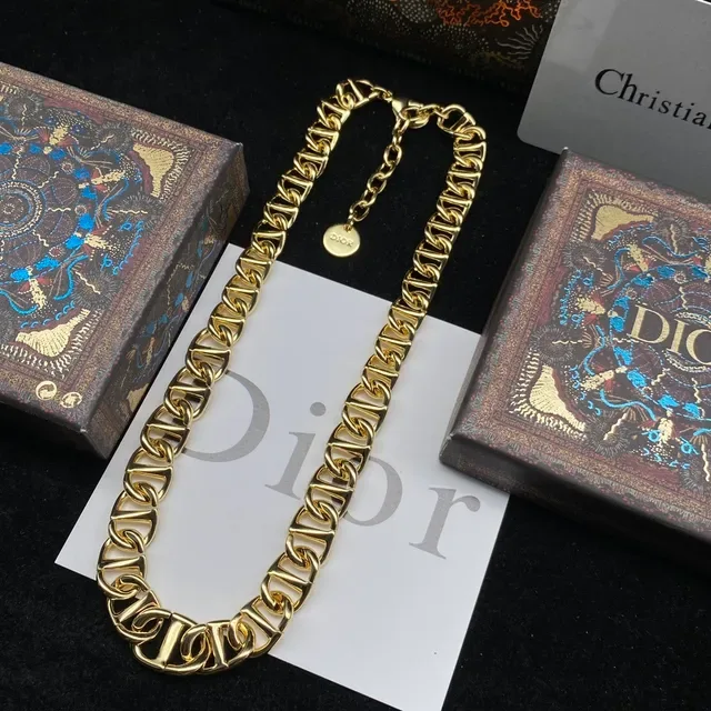 Dior Gold White Oversized Curb-Link Chain Metal Necklace 8