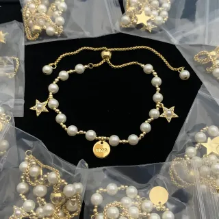 Dior Bracelet Chaîne Perles Dorées et Blanches