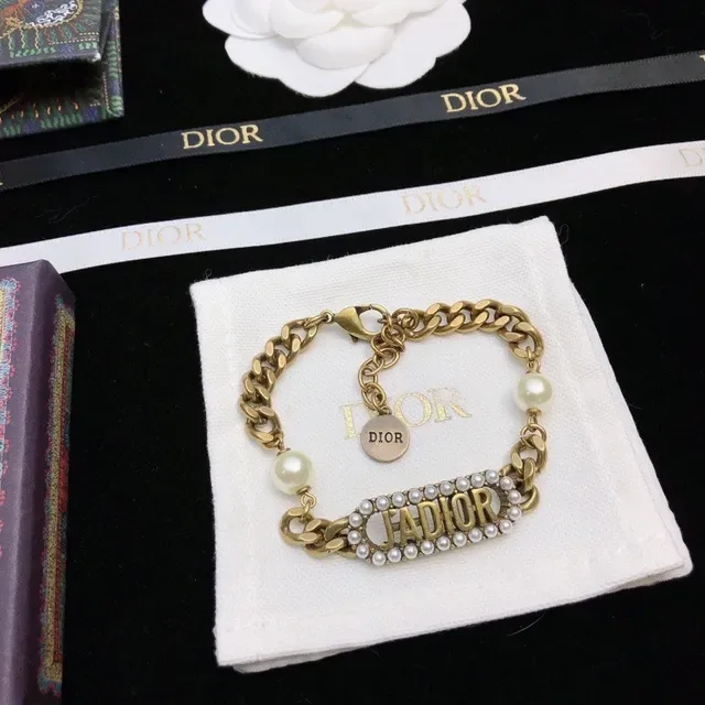 Dior J'adore Gold-Tone Chain Pearl Bracelet 8