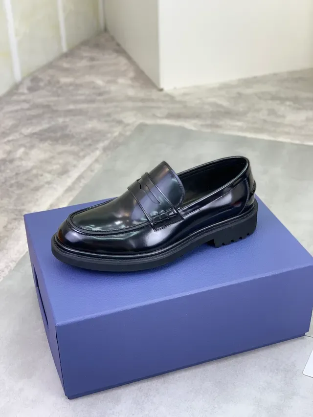 Dior Loafer Black Glossy Patent Leather Penny Strap Loafer 4