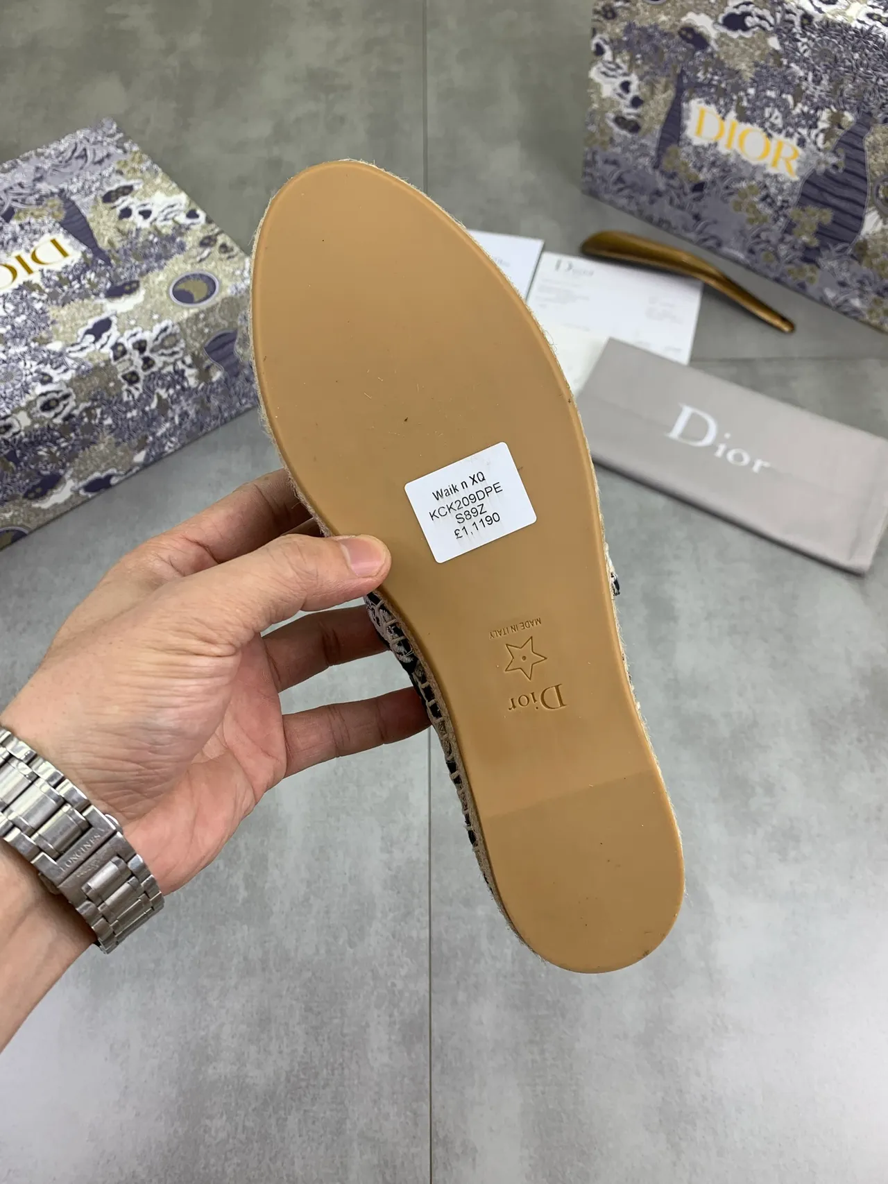 Dior أزرق بحري بيج مونوغرامد نسيج محرّم دانتيل كولار أحذية قارب 3