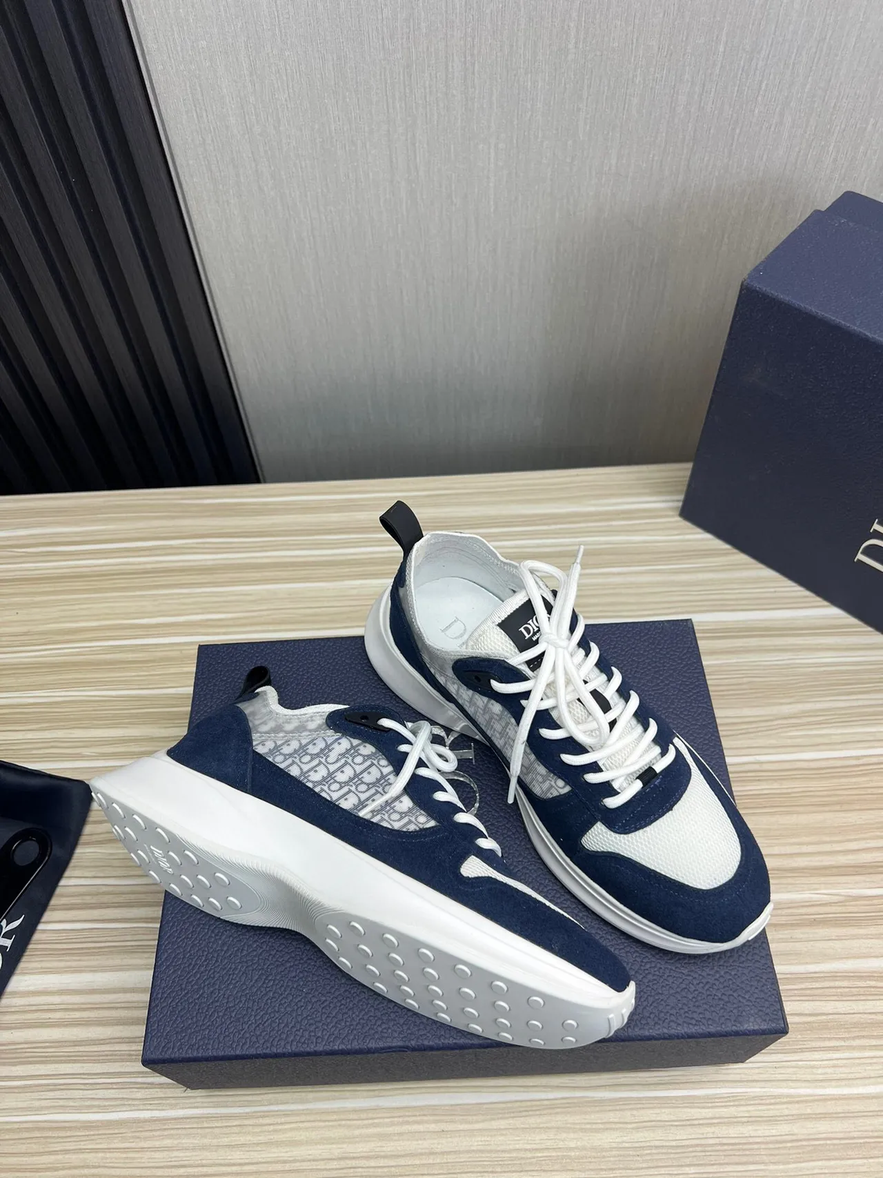 Dior Navy White Chunky Platform Sole Mixed Suede And Mesh Lifestyle Sneakers 4