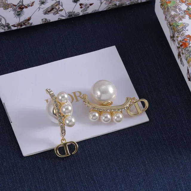 Dior Pearl and Crystal D-Logo Earrings 5