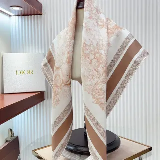 डायोर प्रिंटेड ग्रामीण टॉइल सिल्क स्कार्फ
