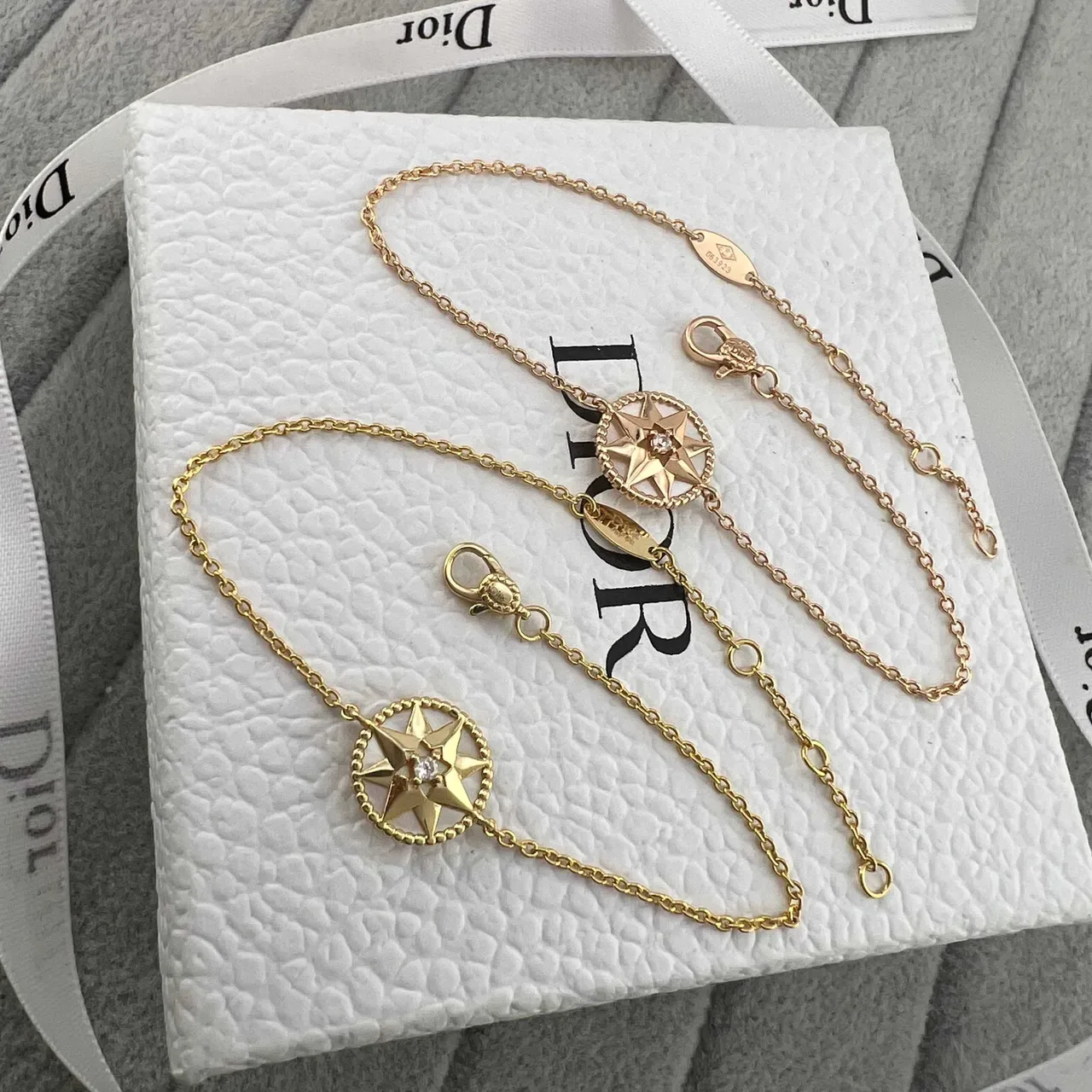 Dior Rose des Vents Bracelet Chaîne Multicolore Dorée Émail Charme Circulaire 4