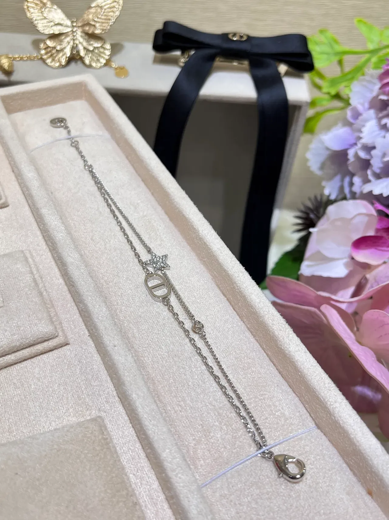 Dior Silver-Toned Star and Oval Logo Chain Bracelets 3