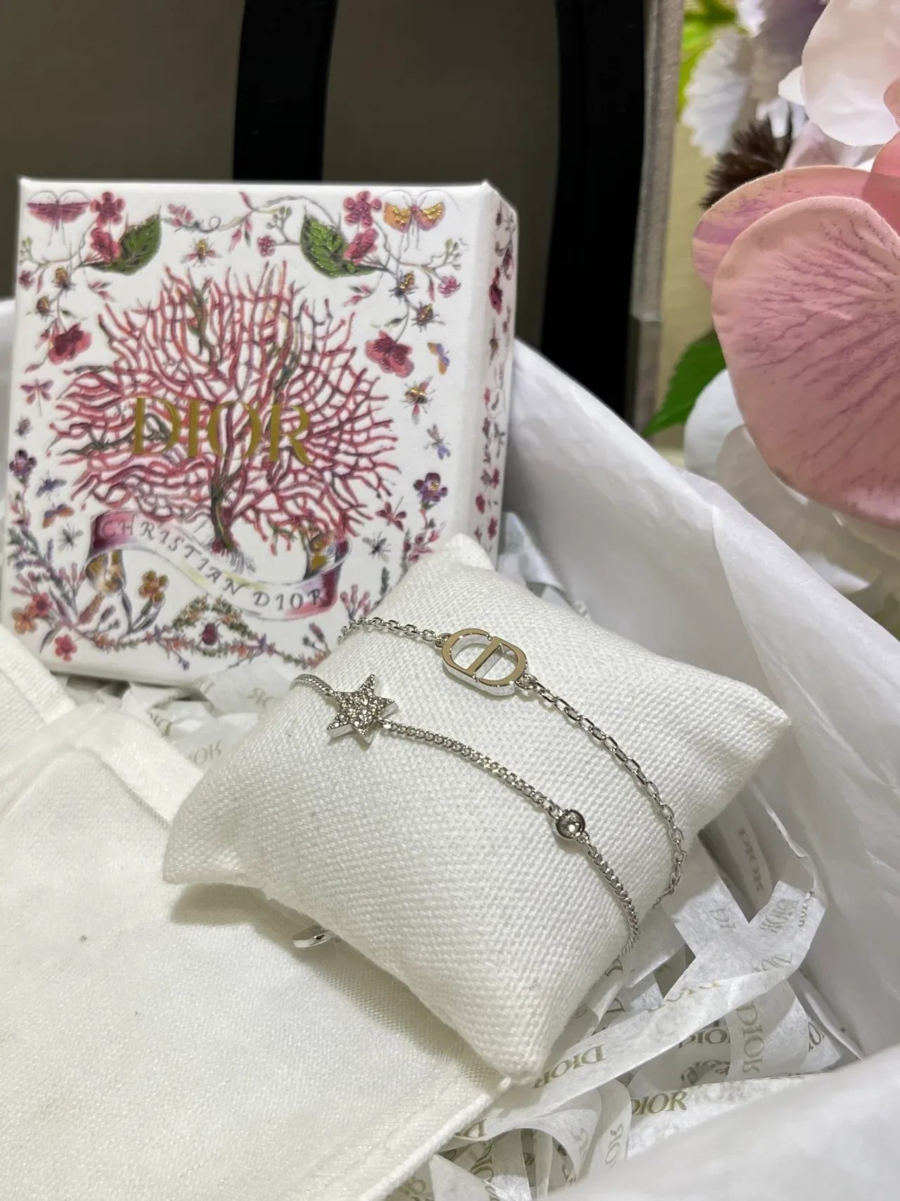 Dior Silver-Toned Star and Oval Logo Chain Bracelets 5