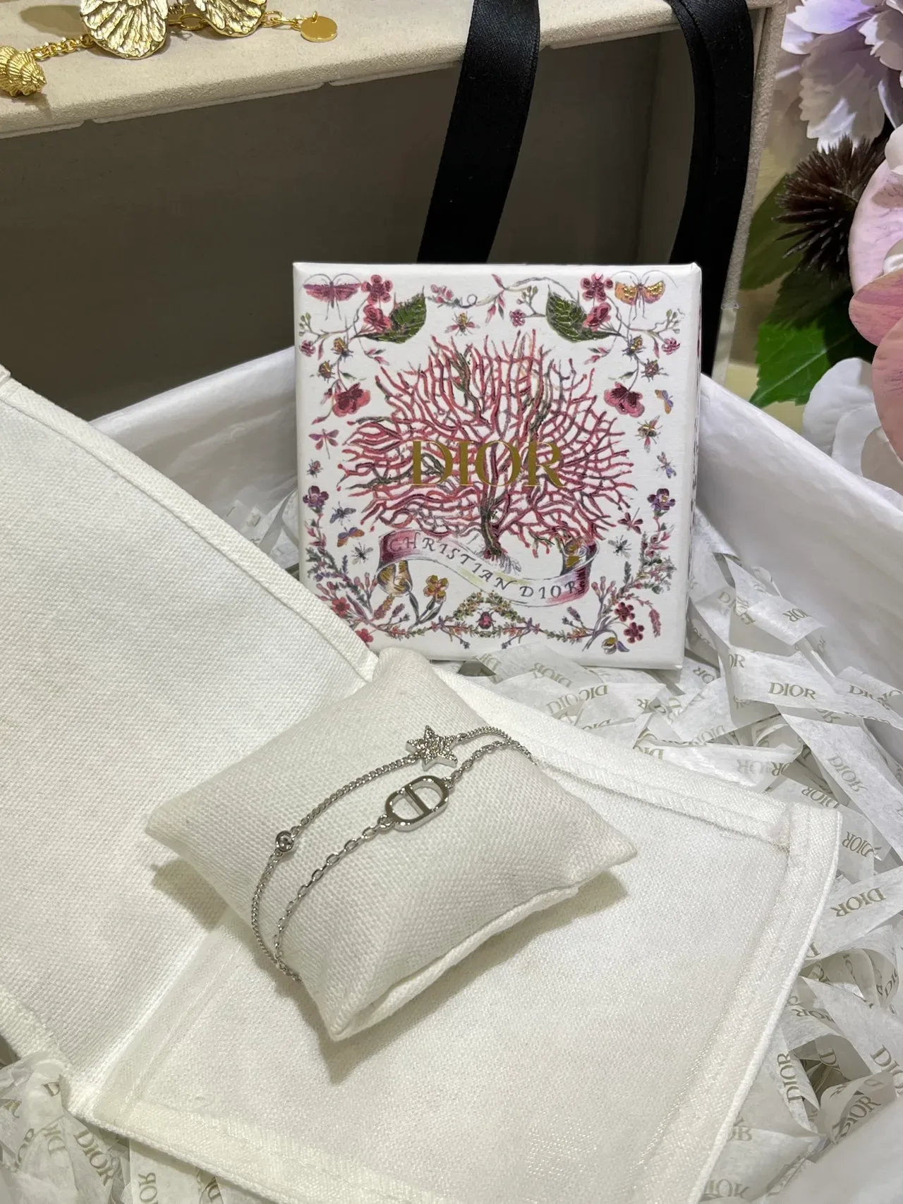 Dior Silver-Toned Star and Oval Logo Chain Bracelets 9
