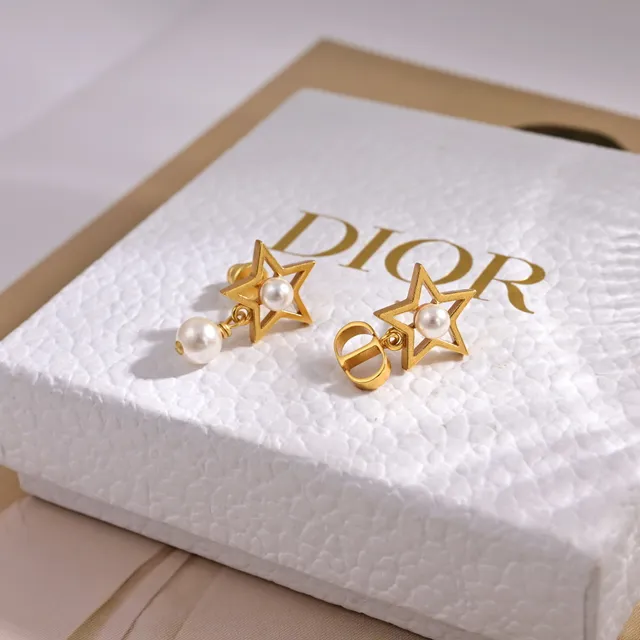 Dior Star Pearl Gold-Tone Earrings 5