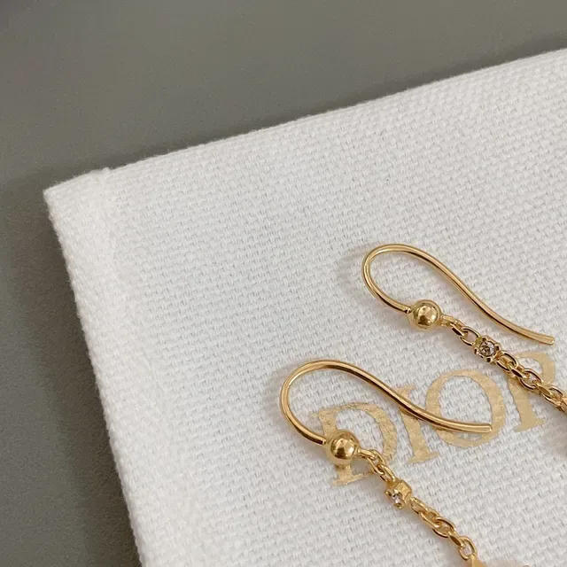 Dior Star-Shaped Crystal-Accented Gold-Tone Dangling Earrings 4