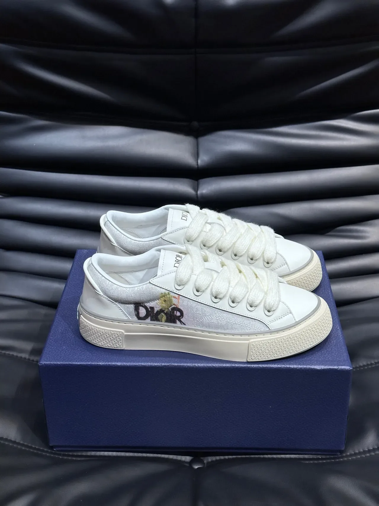 Dior White Beige Low-Top Smooth Leather Lifestyle Sneakers 3