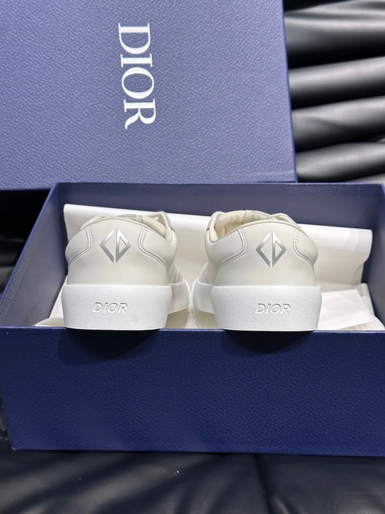 Dior White Beige Low-Top Two-Tone Lifestyle Sneakers 7