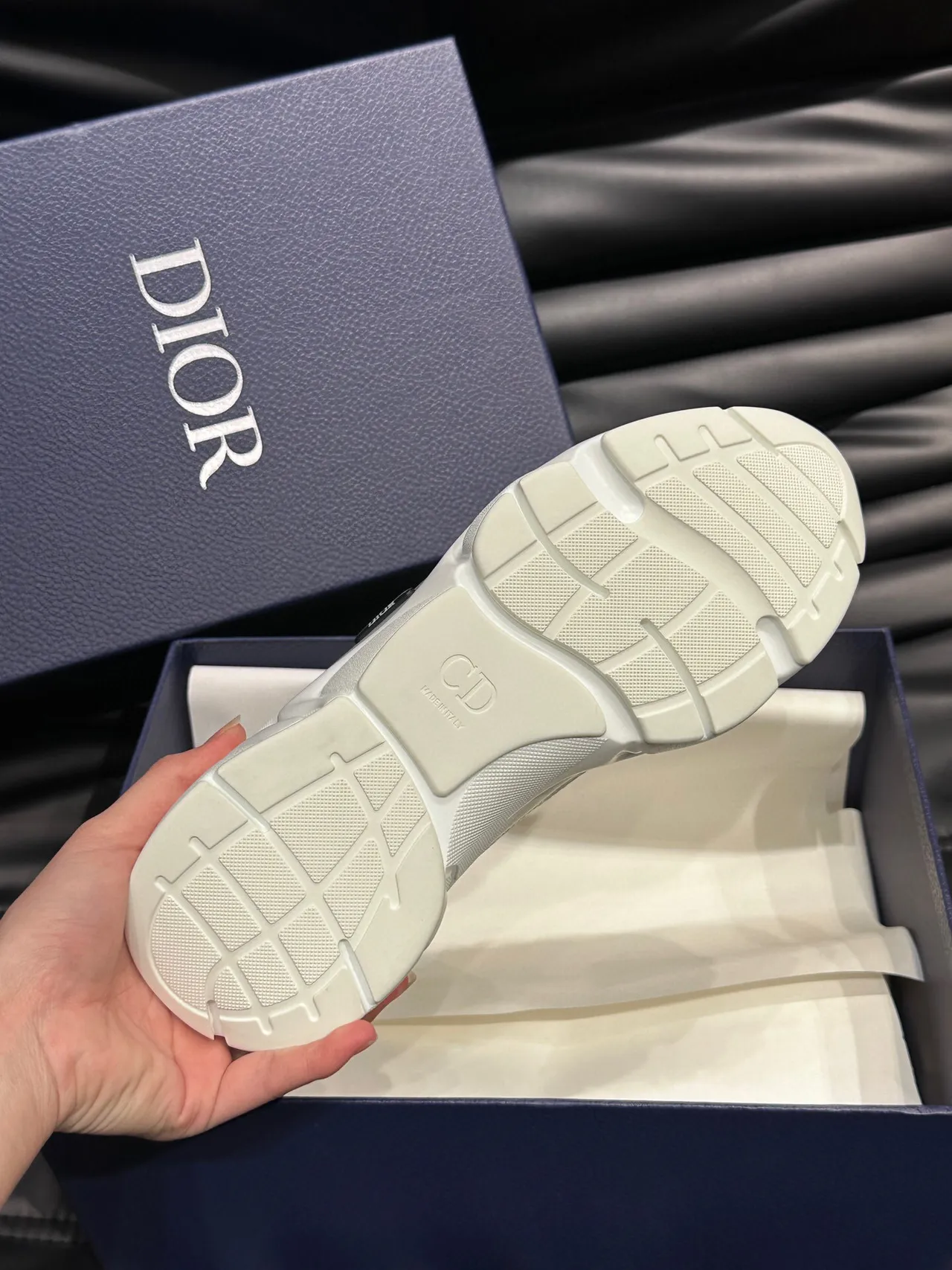 Dior White Gray Sculpted Sole Mesh And Synthetic Overlay Construction Chunky Sneakers 9