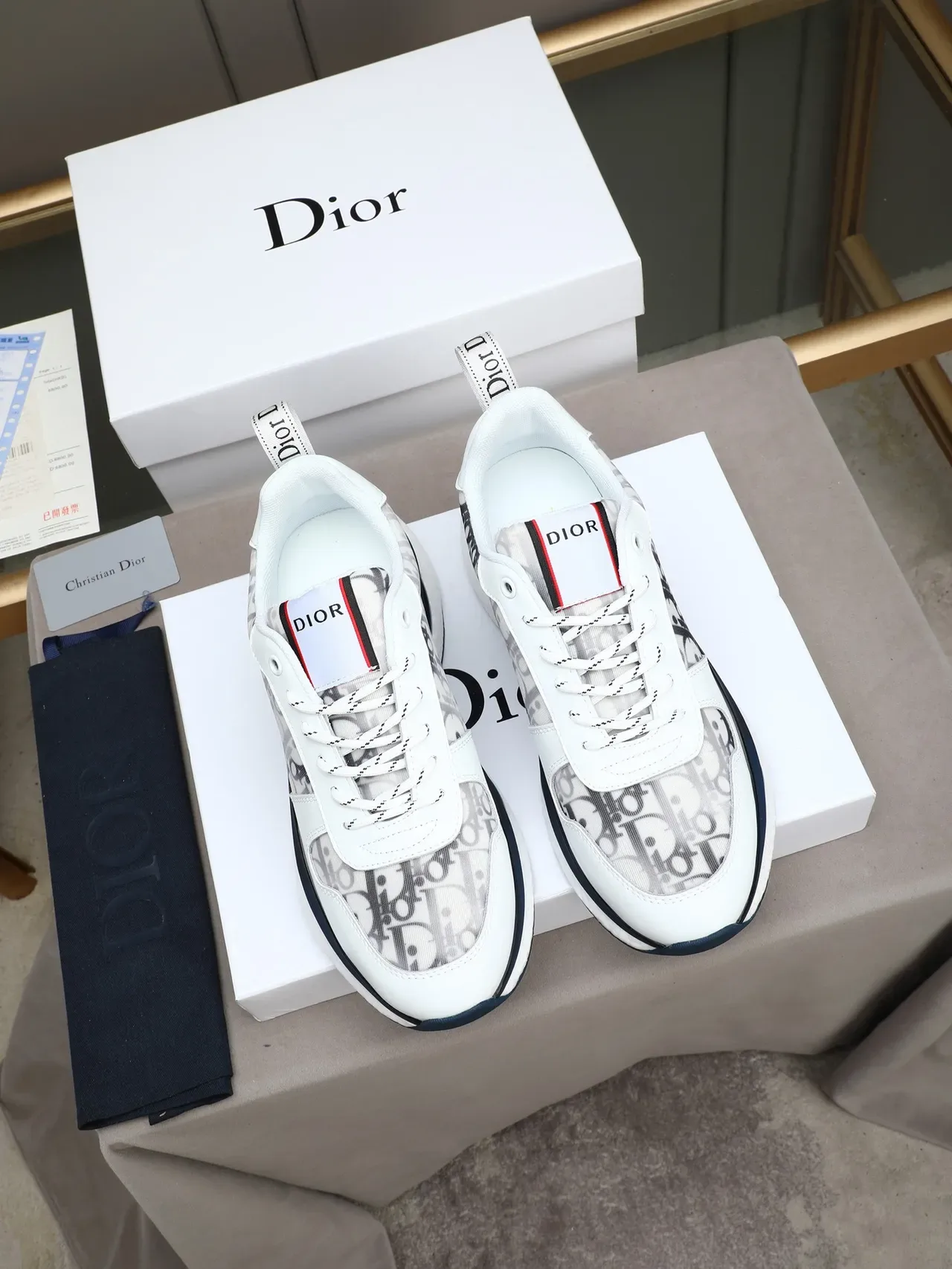 Dior সাদা নেভি মনোগ্রাম মেশ প্যানেল স্কাল্প্টেড ডুয়াল লেয়ার মিডসোল লাইফস্টাইল স্নিকার 3