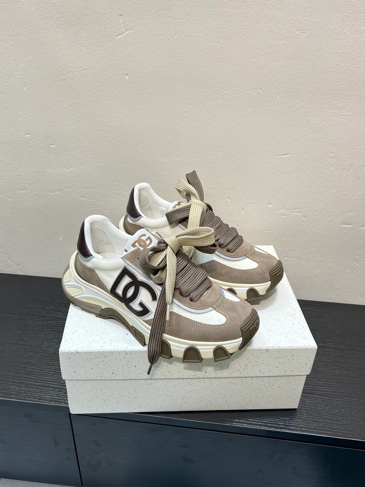 Dolce & Gabbana Semelle Beige Marron Matériau Mixte Partie Supérieure Baskets Chunky 5