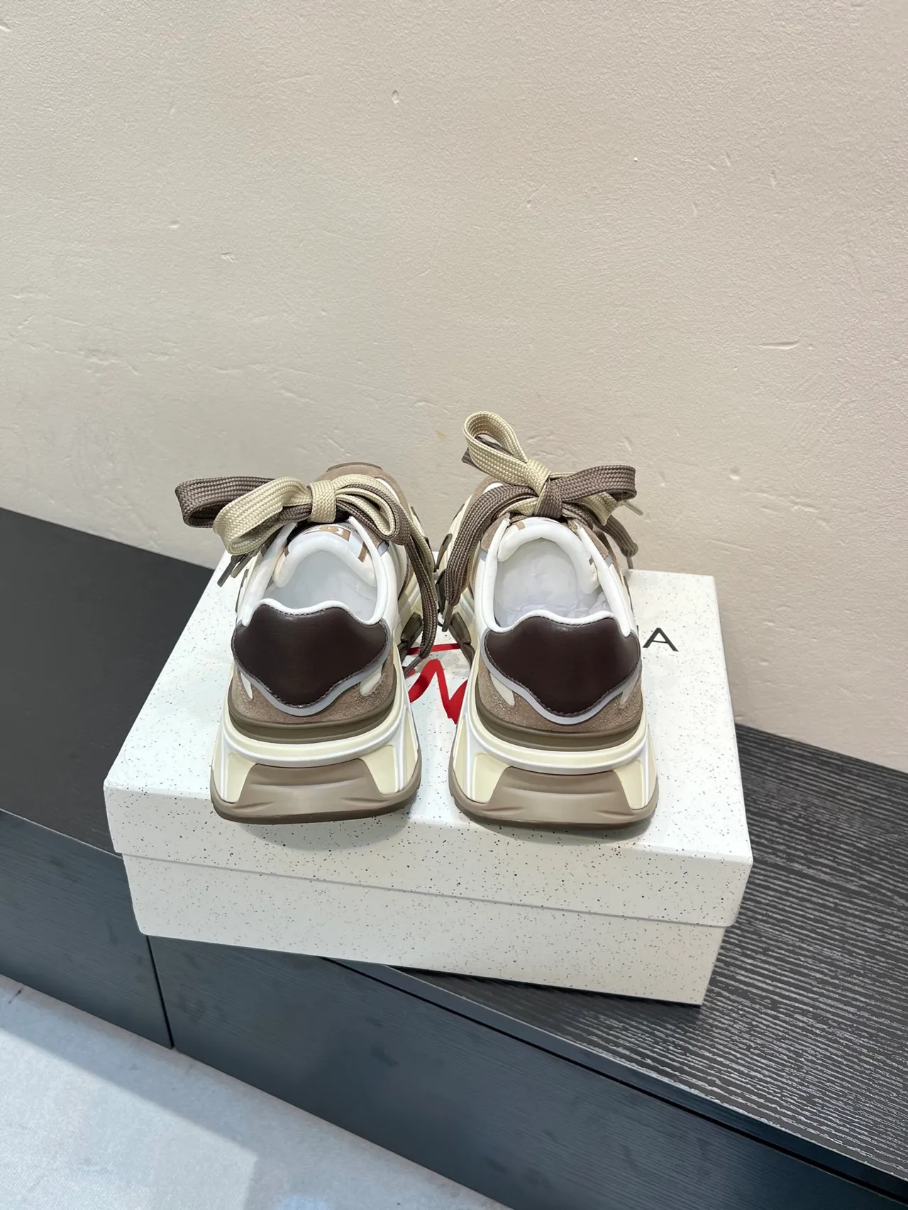 Dolce & Gabbana Semelle Beige Marron Matériau Mixte Partie Supérieure Baskets Chunky 6