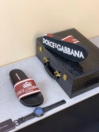 Dolce & Gabbana Preto Borgonha Larga Marca Faixa Logo Coroa Pantufas 7