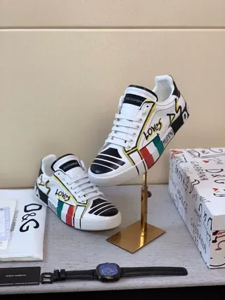 Dolce & Gabbana Portofino طباعة جرافيكية أبيض متعدد الألوان أحذية نمط حياة 1