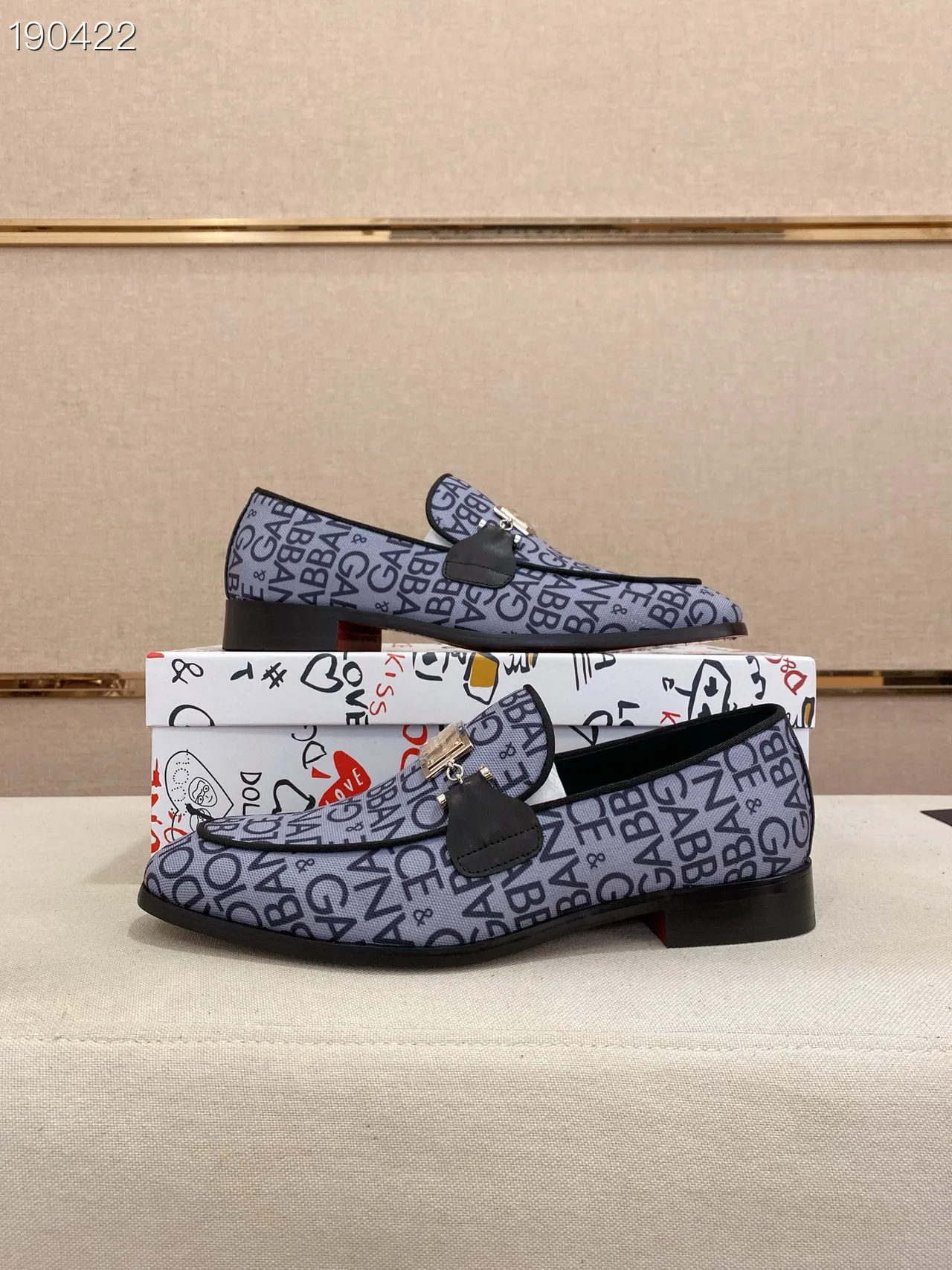 Dolce & Gabbana Portofino Mocassin Gris Noir Monogrammé en Toile avec Détail de Frange 4
