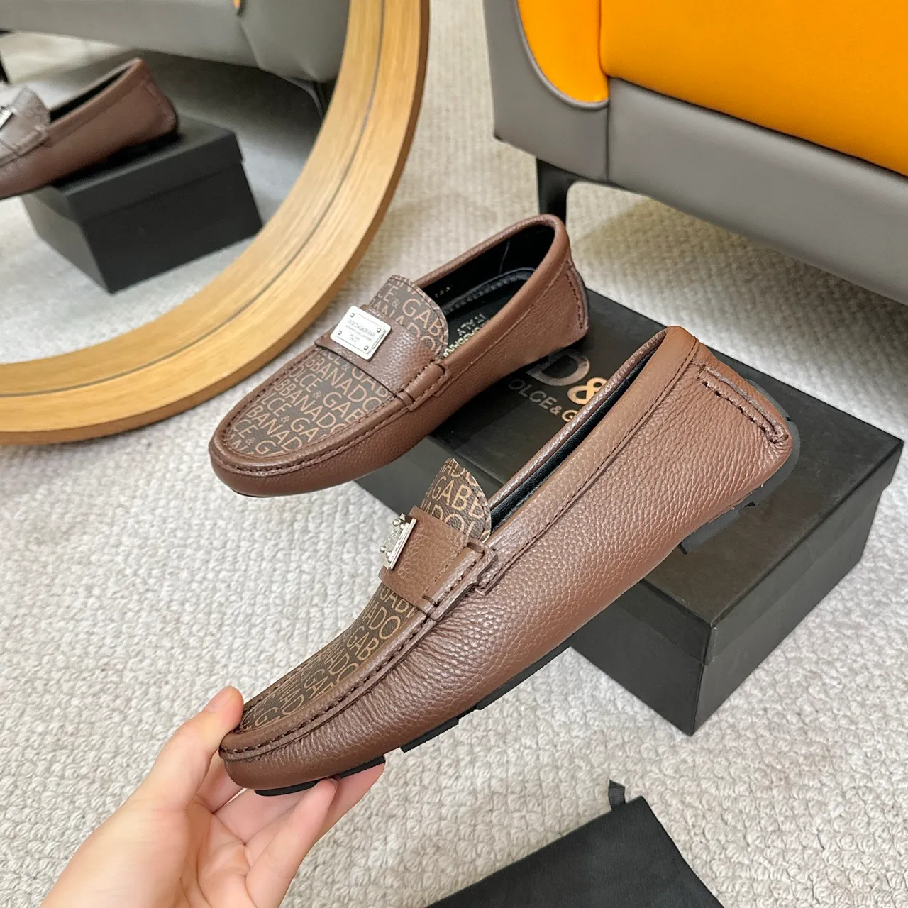 Dolce & Gabbana Portofino Monogram Mocassim Marrom de Couro 5