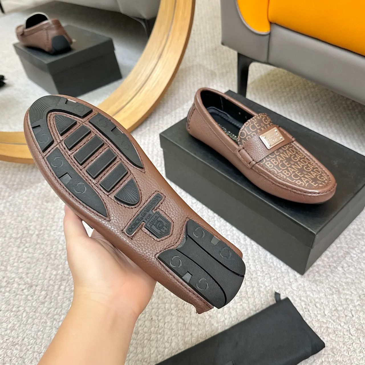 Dolce & Gabbana Portofino Monogram Mocassim Marrom de Couro 7