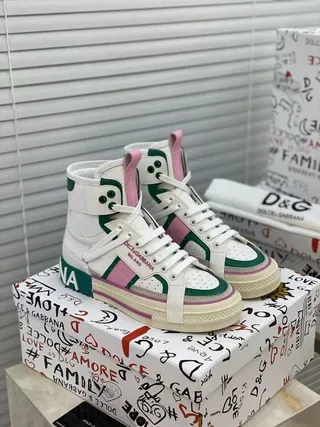 Dolce & Gabbana Portofino blanc vert rose sangle baskets lifestyle 3
