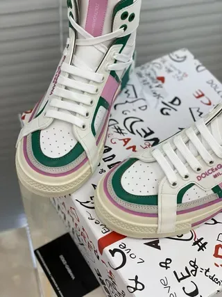 Dolce & Gabbana Portofino blanc vert rose sangle baskets lifestyle 5