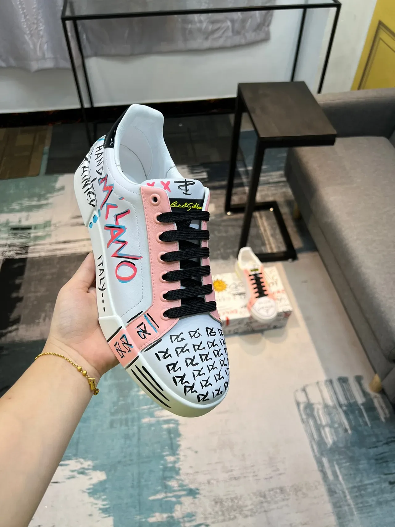 Dolce & Gabbana Graffiti Collection White Pink Leather Upper Lifestyle Sneakers 6