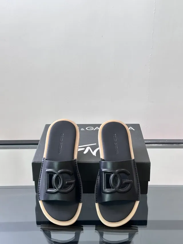 Dolce & Gabbana Logo-Strap Suede Slippers 3