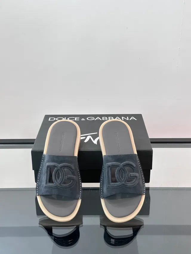 Dolce & Gabbana Logo-Strap Suede Slippers 6