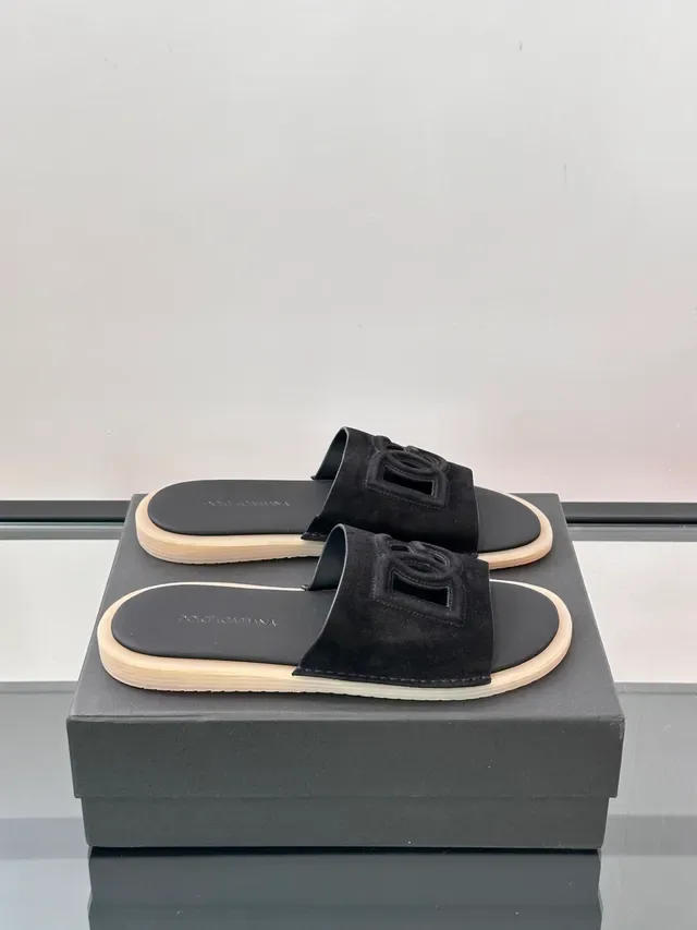 Dolce & Gabbana Logo-Strap Suede Slippers 12