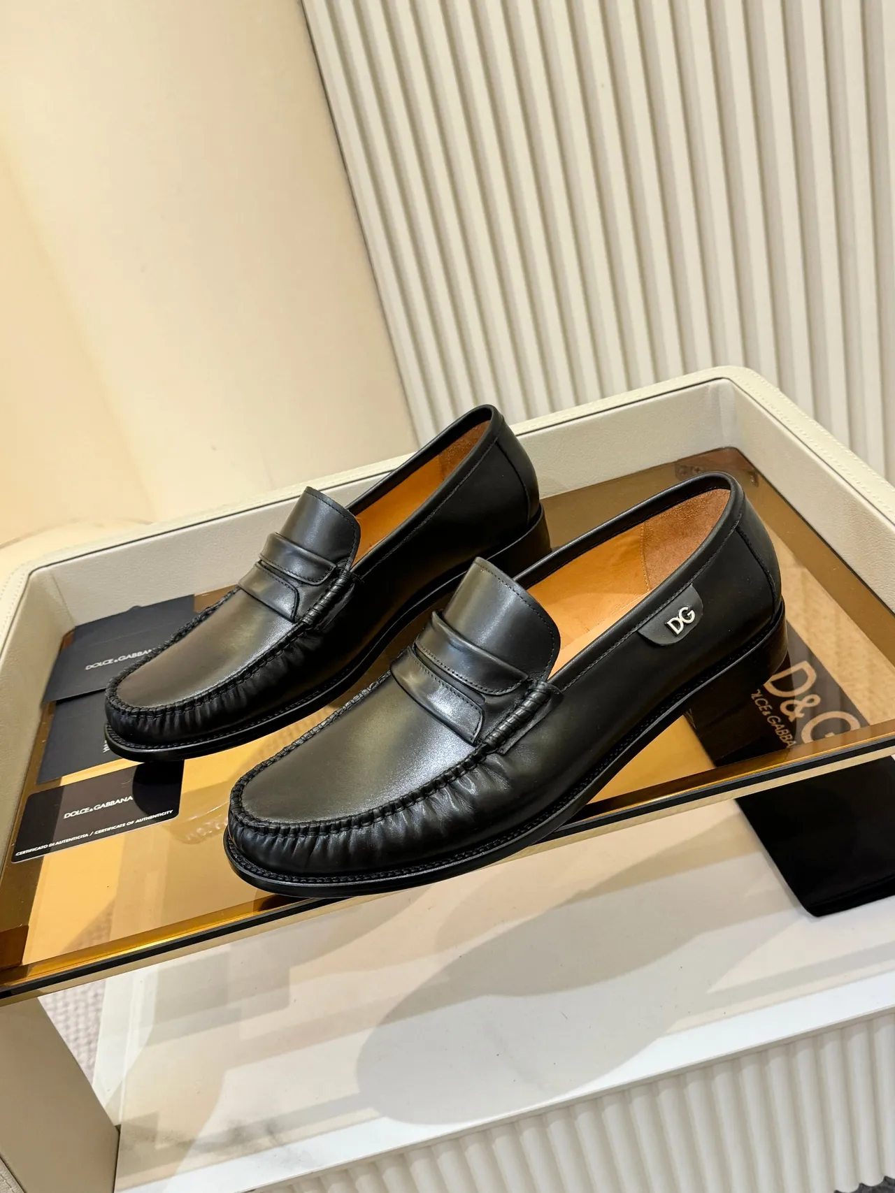 Dolce & Gabbana Portofino loafer en cuir noir 4