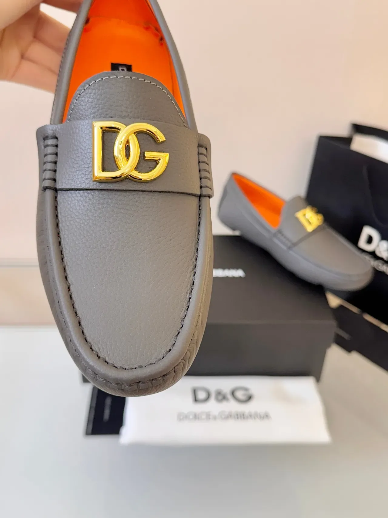Dolce & Gabbana Portofino Mocassin Cuir Granulé Gris Orange Doublure Contrastée 3