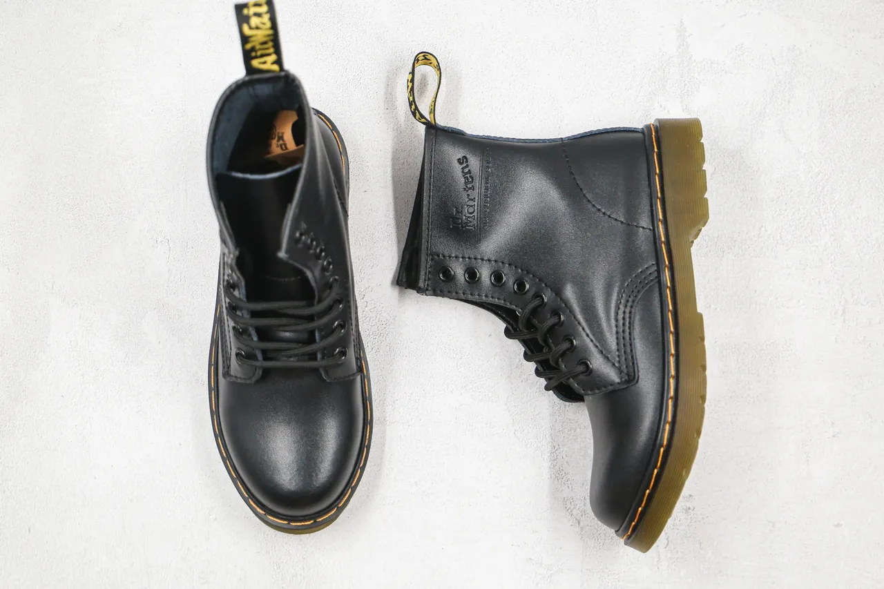 Dr. Martens 1460 Black Smooth Leather Martin Boot 10