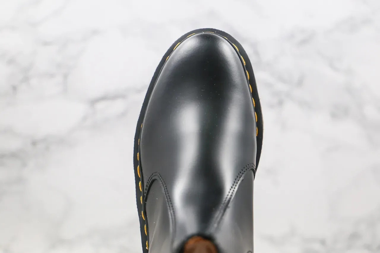 Dr. Martens Chelsea Boot Black Yellow Smooth Leather Welt Stitching Chelsea Boots 9