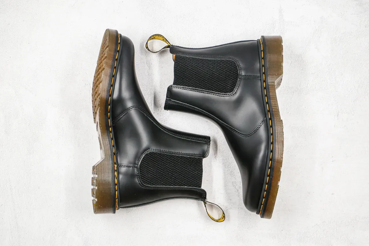 Dr. Martens Chelsea Boot Black Yellow Smooth Leather Welt Stitching Chelsea Boots 10